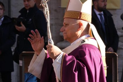 Monako Africa Spanyolsk Papeza cakaju tri zahranicne cesty v prvej polovici roka