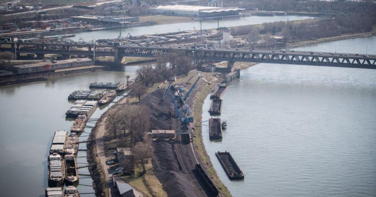 Na bratislavskom pristave sa uz nepocita s vystavbou LNG terminalu