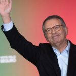 Portugalsko V druhom kole prezidentskych volieb prieskumy favorizuju socialistu