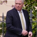 Prinesie Andrewova epsteinovska hrozostrasna sou pad monarchie