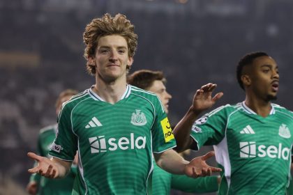 VIDEO Galapredstavenie anglickeho utocnika V prvom polcase zaznamenal pre Karabach styri goly