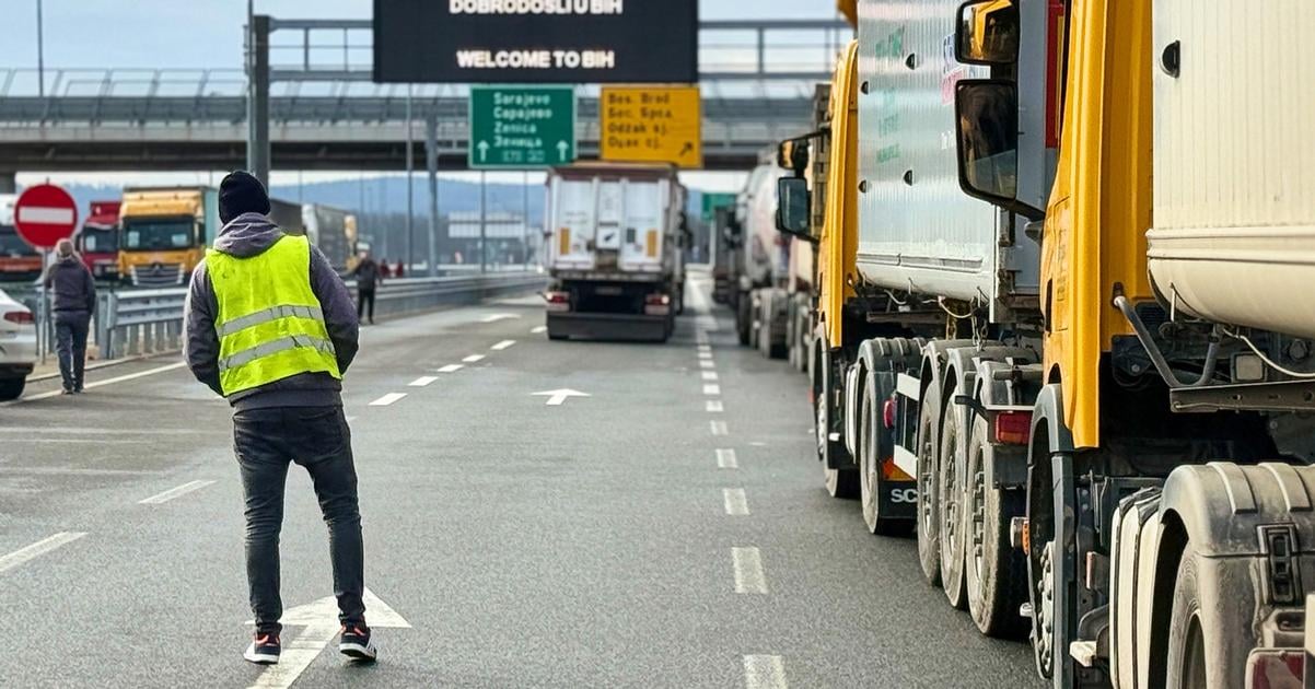 Vodici kamionov ukoncili blokaciu hranic s EU