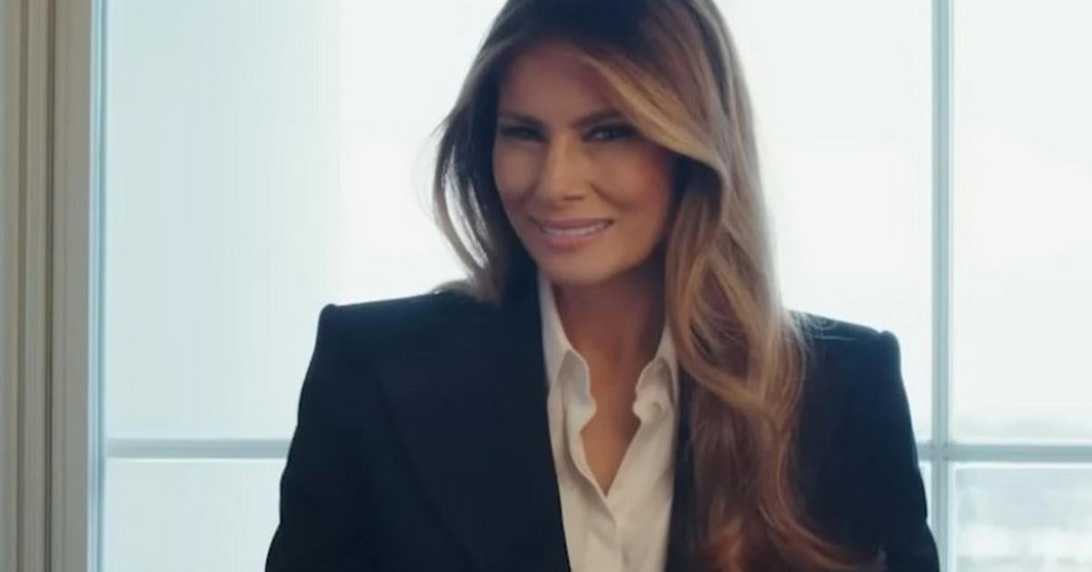 Z filmu o Melanii Trumpovej by ste chceli odist aj keby ste ho pozerali v lietadle