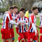 Divoina v stvrtej lige utok zeleznymi tycami policialny zasah a krcma hore nohami