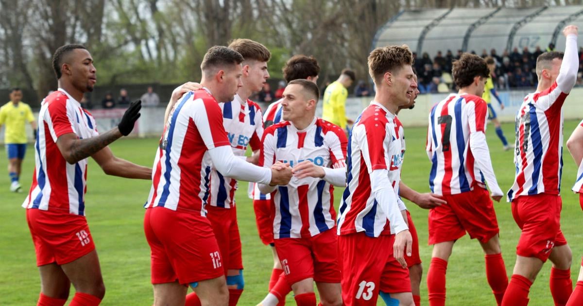 Divoina v stvrtej lige utok zeleznymi tycami policialny zasah a krcma hore nohami