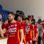 Favorit splnil oakvania radujci majster vstpil do play off sprvnou nohou