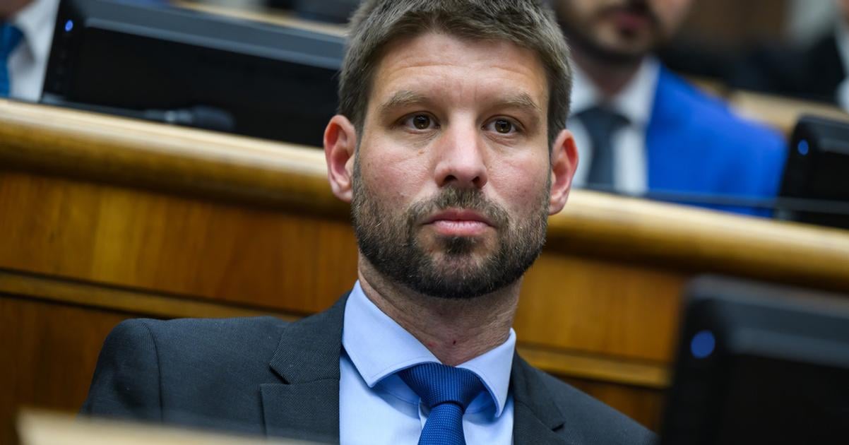 Gaspar moe zneuva svoju funkciu na pomoc vo svojej trestnej veci tvrd PS