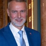 Na Velkej Javorine sa stretnu delegacie vedene Rasim a Okamurom Sef parlamentu hovori o historickom milniku