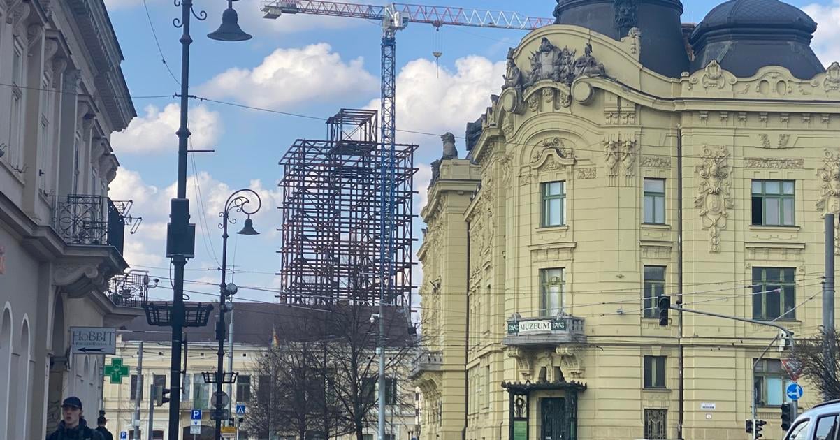 Od kauzy Radicovej vlady cez byvanie v oblakoch Centrum Kosic ziska mestsku vezu