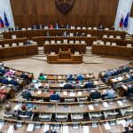 Poslanci zrusili zakon o zriaden uradu ktory mal nahradit Urada na ochranu whistleblowerov