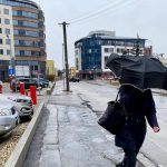 Silny vietor nadalej fuka v viacerich oblastiach Slovenska