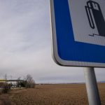 Slovaci natankovali piaty najlacnejsi benzin a naftu v Europe