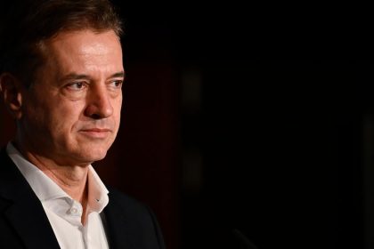 Slovinsky premier Golob po nerozhodnych volbach zacal rozhovory o koalicii