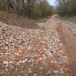 pri koseci niekto nasypal na cestu stavebny odpad odpracte to vyzyva starosta