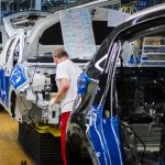 situacia sa vyostruje odborari v automobilke kia hrozia strajkom k mzde pozaduju 250 eur navyse