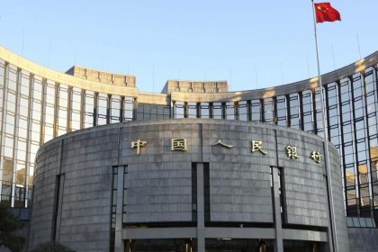 Cinska centravna banka pokracuje v nakupe zlata