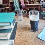 Desat rokov od referenda o Brexite sa Spojene kralovstvo vracia do programu Erasmus