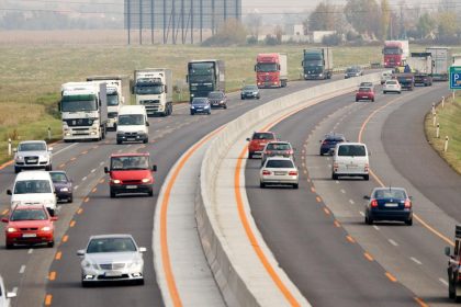 Doprava na obnovenom useku D1 pred Bratislavou bola v pondelok rano plynulejsia