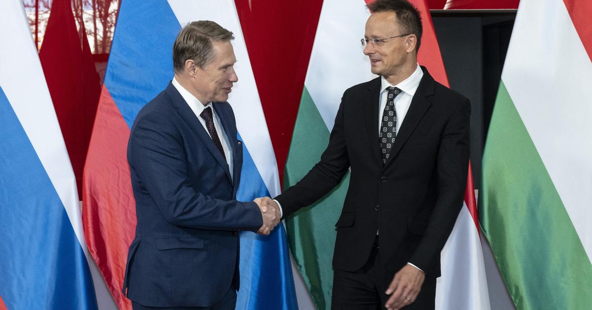 Madarska vlada podpisala s Ruskom 12 bodovy plan na posilnenie spoluprace odhaluju nove dokumenty