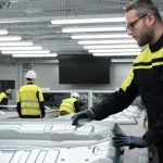 jedna z najvacisich investicii na vychode fabrika uz pred spustenim zamestnava stovky pracovnikov