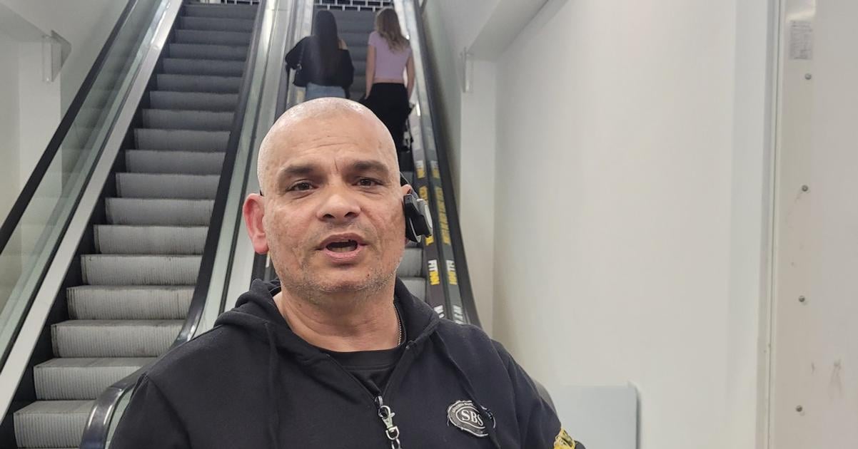 Dietat pred obchodom napadlo seniorku Situacia je neunosna radnica ziada pomoc zandarov