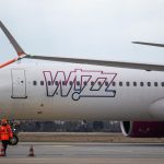 Wizz Air potvrdil celorocnu letnu prevadzku napriek nedostatku paliva