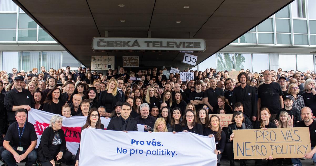 Babishova vlada zrusila poplatky za televiziu a rozhlas Opozicia hovori o slovenskych mafianskych taktikach