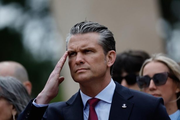 Hegseth v Normandii kritizoval Europa a vyzval ju aby sa postavila proti migracii