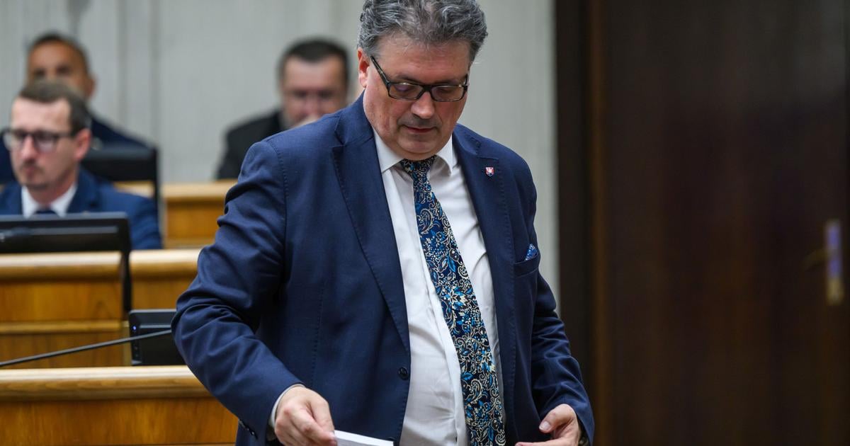 Opozicia kritizuje system ePrihlasky oznacuje ho za zdlohavy a chaoticky proces