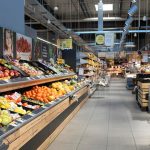 Slovaci od pandemie minaju podla analytika viac na potraviny a menej na energie