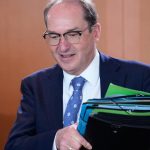 Nemecky minister vnutra varoval pred moznymi utokmi na uzemi krajiny