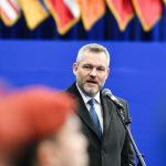Pellegrini ministri a podnikatelia sa vyberu na biznis forum do Azerbajdzhanu