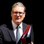Starmer vo svojom prvom rozhovore po oznamen rezignacie varoval svojho nastupcu