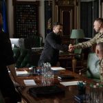 Ukrajinski vojaci vitaju zmenu vo veleni armady a dufaju v navrat exministra Fedorova
