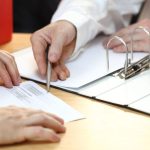 Vacsina zien zveruje rozhodovanie o financiach v domacnosti svojim partnerom