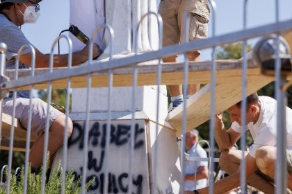 Vandali znesvetili sochu Panny Marie v putnickom mestecku Medjugorie
