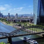 neistota zostava vysoka ECB ponechala urokove sadzby nezmenene