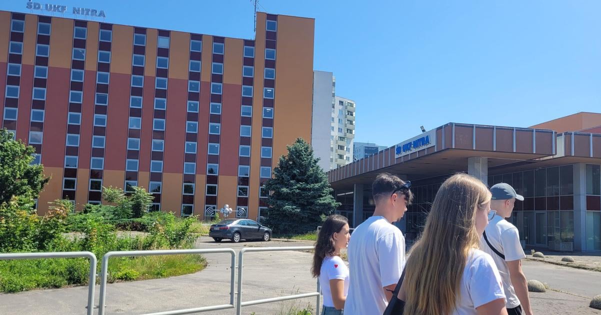 vzdialenost je dolezitejsia ako studijne vysledky vysokoskolaci zostali bez internatu ziadaju zmeny v kriteriach