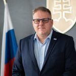 ze ma chce raz zalovat osobne utoky nie su bezne ficov argument o setreni je nezmysel rozhovor