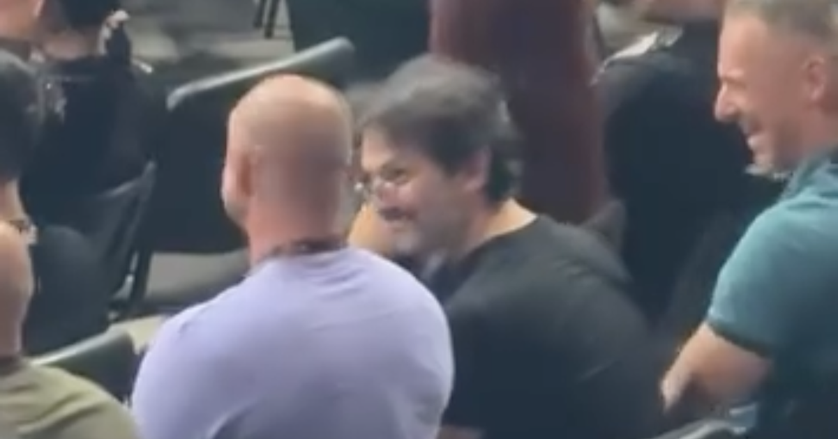 Kalinak a obzalovany Bodor boli na zapase MMA v Srbsku Sedeli vedla seba na tribune