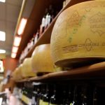 Kravam instaluj klimatizacie skladovanie je drahie Horuavy ohrozuju vyrobu parmezanu