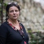 Priviazani k radiatoru autorka Veronika Sikulova