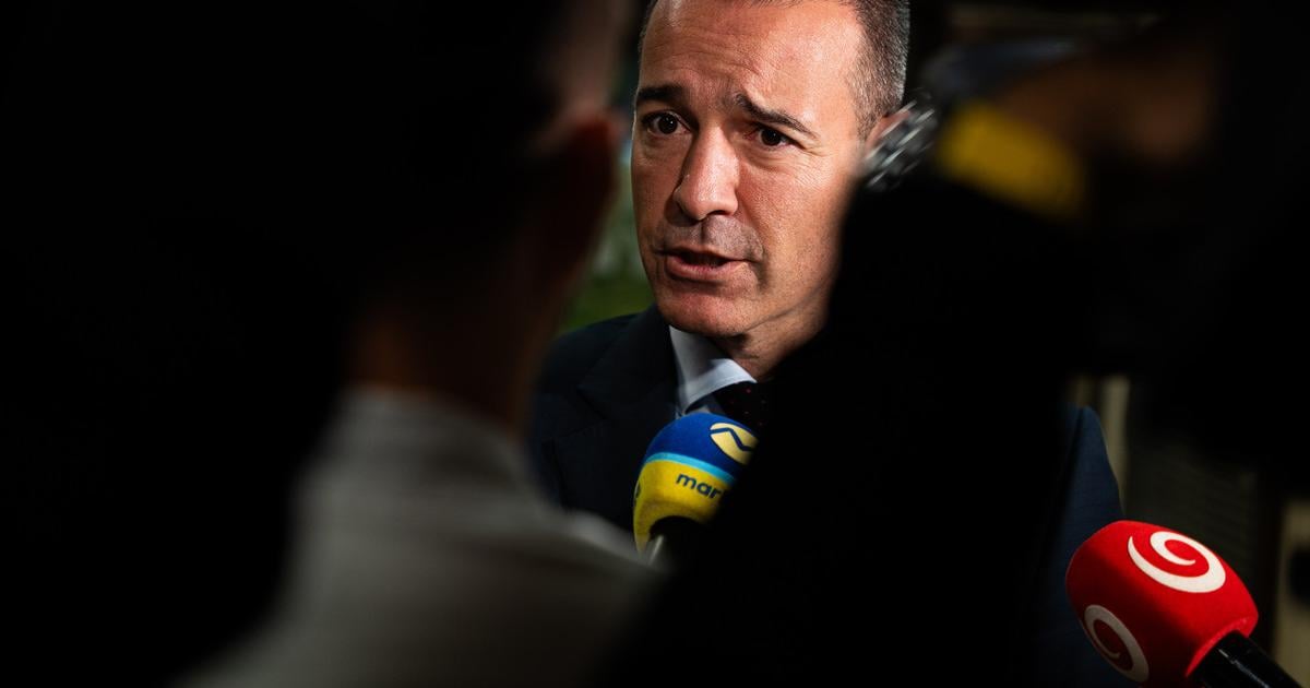 System ePrihlaska za miliony eur vystresoval rodicov a skoly v klucovy den U Druckera sa stale diskutuje o sankciach