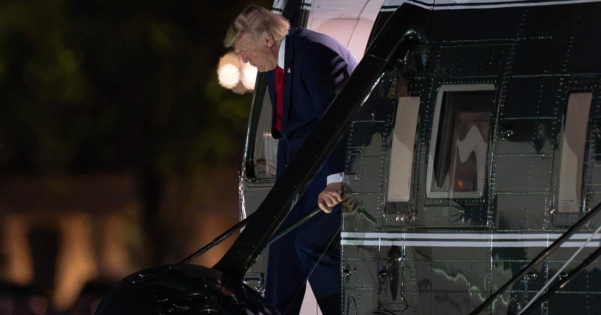 desiatky pasazierov netusili o co ide trumpov utek z air force one z nich spravil ciel