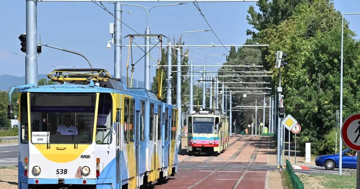 Modernizovaná trať na Jazere má kolaudačné rozhodnutie, električky začnú jazdiť od októbra