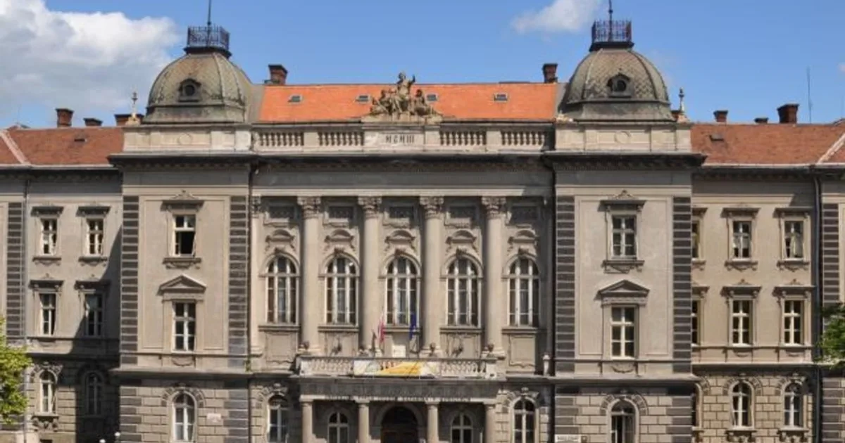 Nová akademická sezóna na UPJŠ sa začala, ocenenia udelili vedcom a študentom