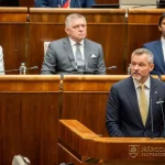 Pellegrini v parlamente ostro kritizoval opozíciu, koalícia mu trikrát tlieskala
