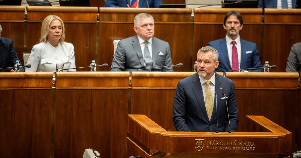 Pellegrini v parlamente ostro kritizoval opozíciu, koalícia mu trikrát tlieskala