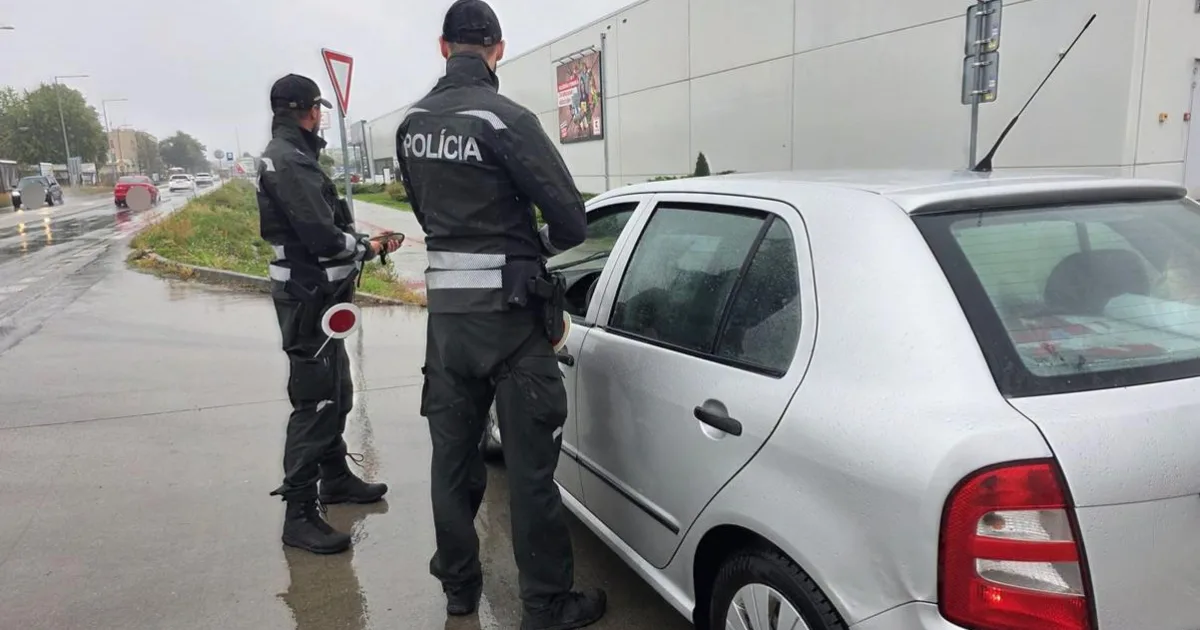 Polícia bije na poplach: pri akcii odhalila desiatky priestupkov, zomrelo 26 ľudí