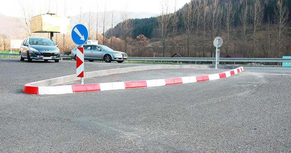 V Kraľovanoch prebudujú križovatku do tvaru T